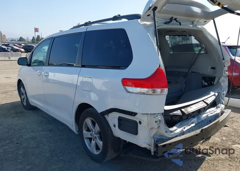 2012 Toyota Sienna Le V6 8 Passenger из США, поврежденный, VIN 5TDKK3DC0CS275037